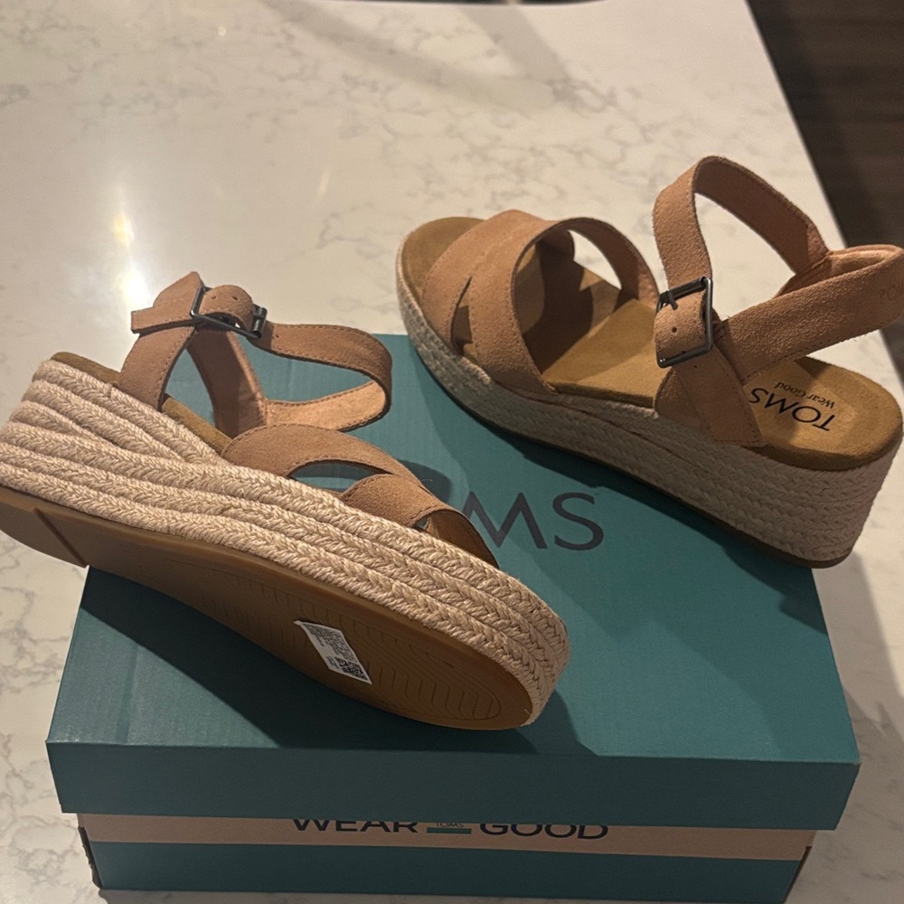 TOMS Women's Beige Wedge Sandals